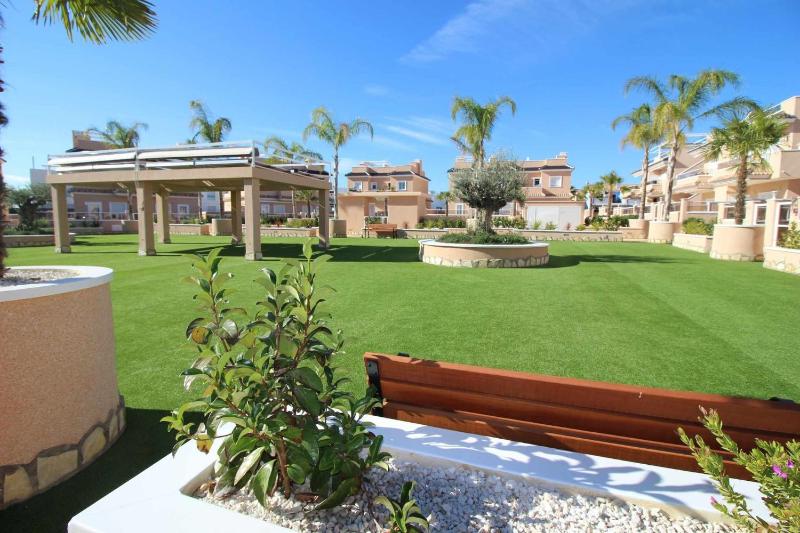 Duplex campoamor heated pool - image 7