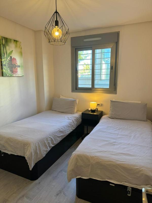 Family apartment greenhills villamartin with spa - image 35