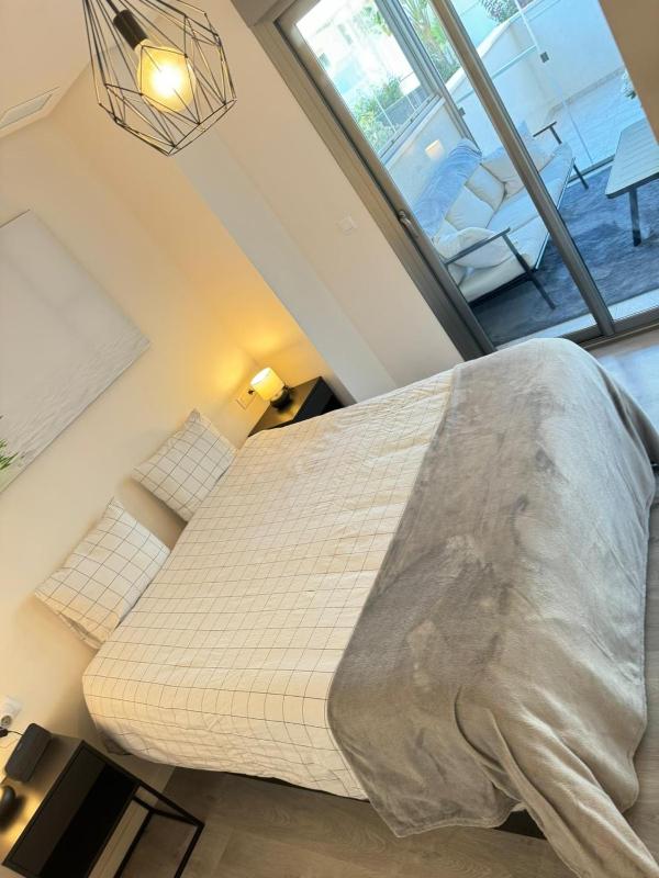 Family apartment greenhills villamartin with spa - image 27