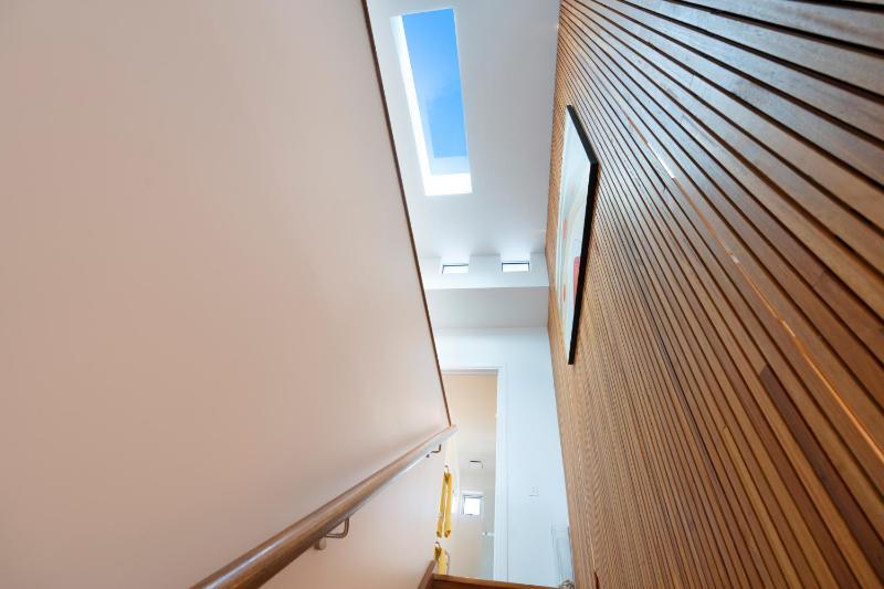 Chic Beachside Abode Sunrise Beach - image 13