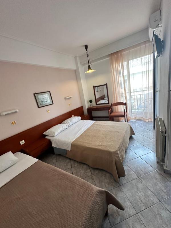 Triple Room image 4