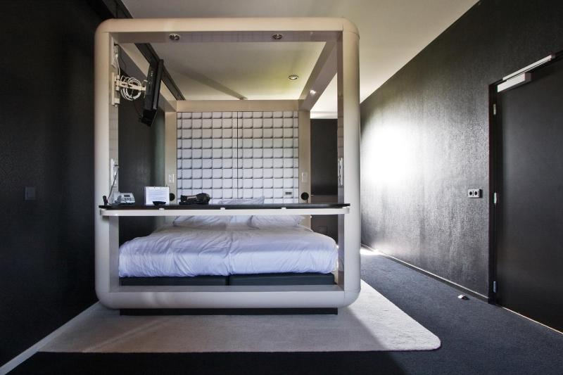 Suite with Spa Bath image 2