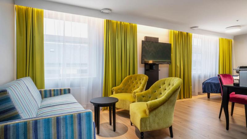 Business Double Room image 4
