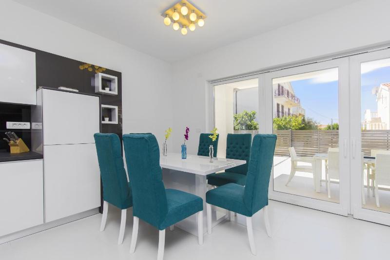 Apartment Royal - image 10
