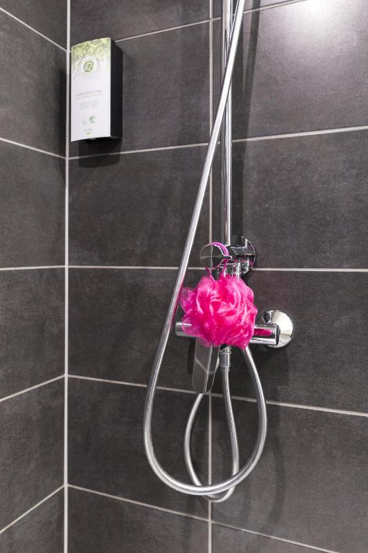 New Generation Twin Room  image 3