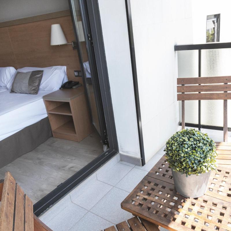 Superior Double or Twin Room image 3