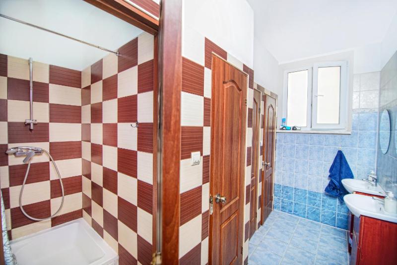 Double Room with Bunk Bed and Shared Bathroom image 1