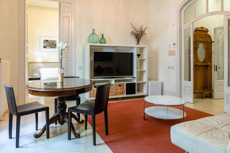 Two-Bedroom Suite with Balcony image 3