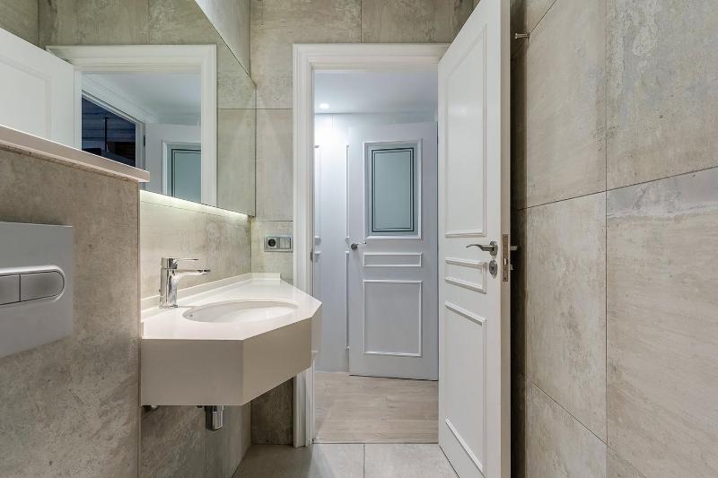 Deluxe Apartment image 2