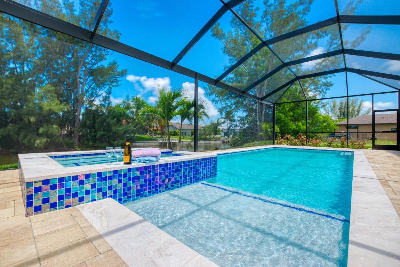 VILLA COZY FLAMINGO - 3 BEDS - 2 BATHS - 6 GUESTS - WATERVIEW & POOL/SPA - INCL. 10% OFF BOAT RENTAL - image 24