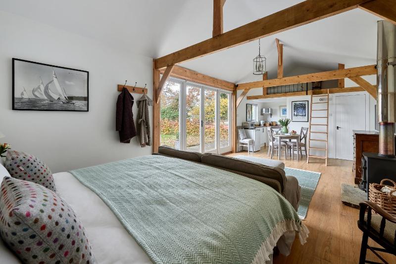 Stunning Cabin with incredible views near Goodwood Images