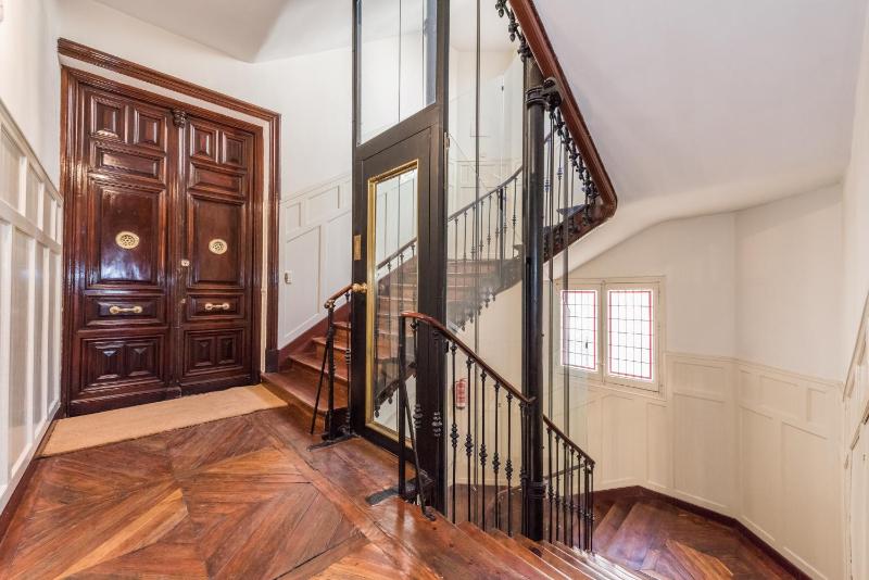 Superior Apartment image 2