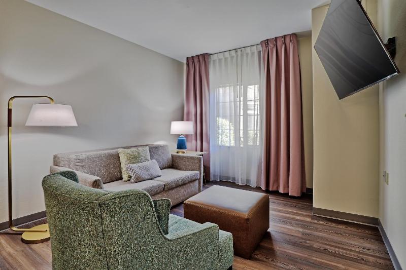 Two-Bedroom Suite - Non-Smoking image 2