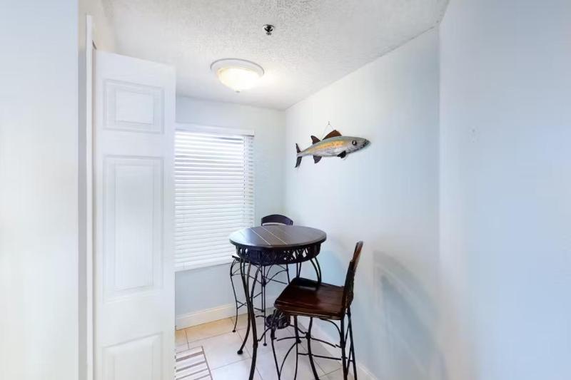 Palacio Unit 1102 - image 39