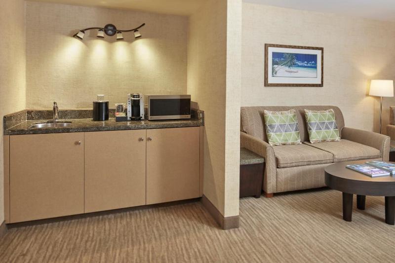 Suite with Mountain View image 3