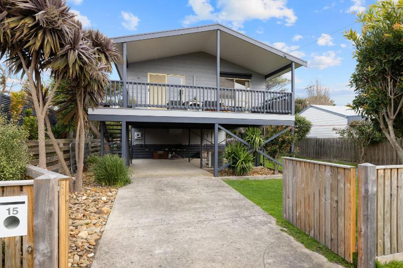 Woolamai Waves Abode Images