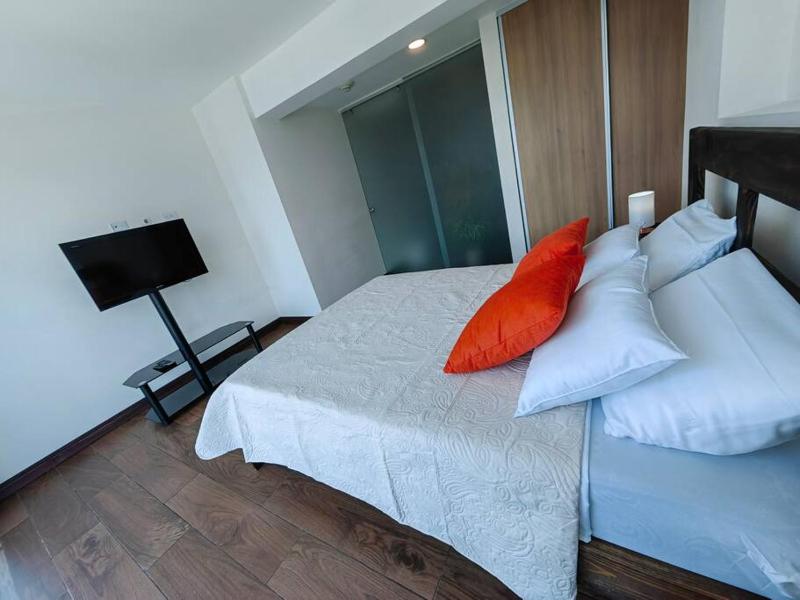706 Torres Los Yoses Hermoso apartamento en Barrio Escalante con Parqueo - image 16