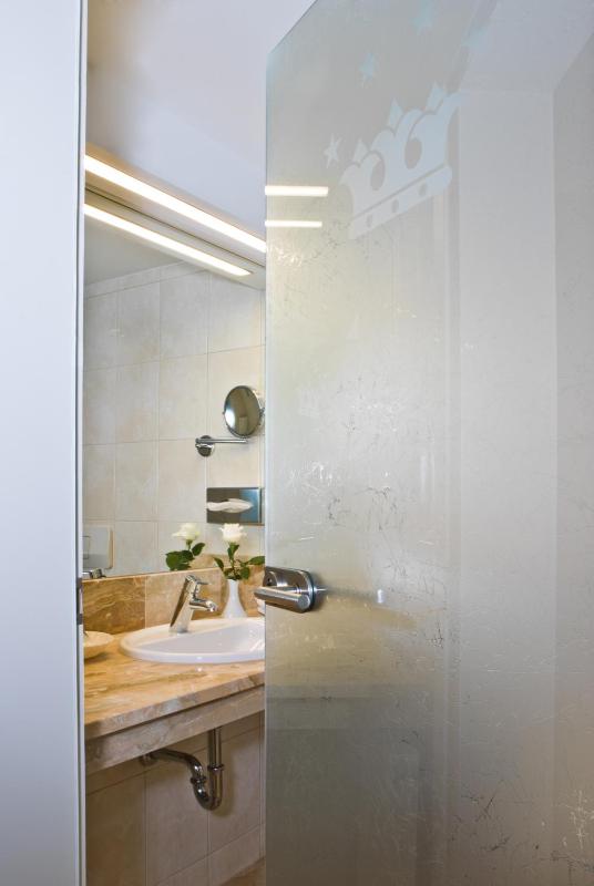 Comfort Single Room image 2