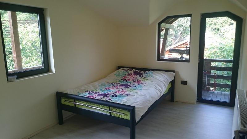 Five-Bedroom House image 1