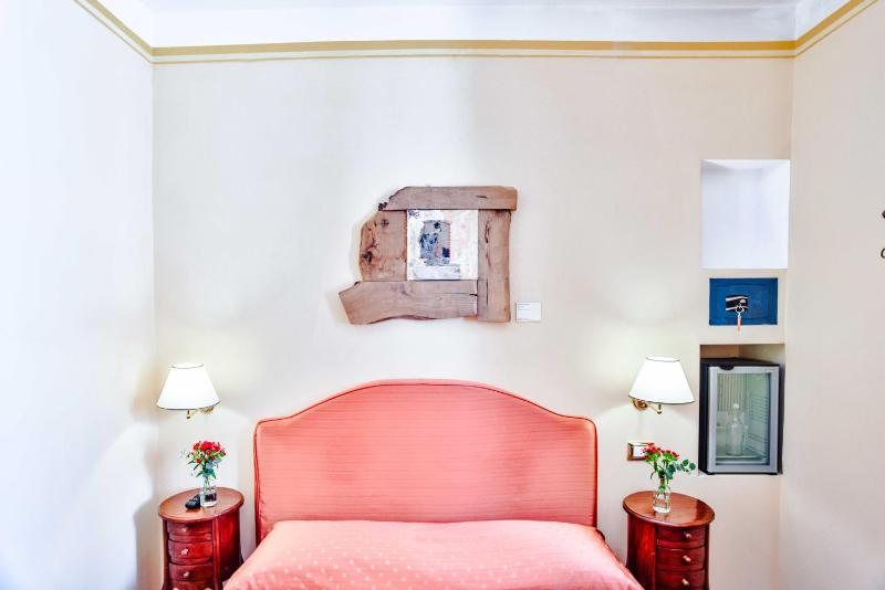 Double Room image 1