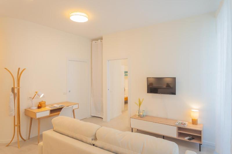 Enchanted Como Lake - City Apartment 2 - image 13