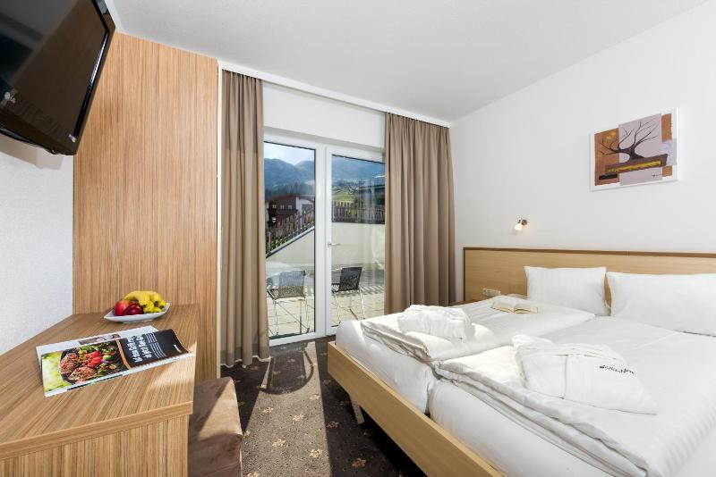 Two-Bedroom Apartment 65m² A image 3
