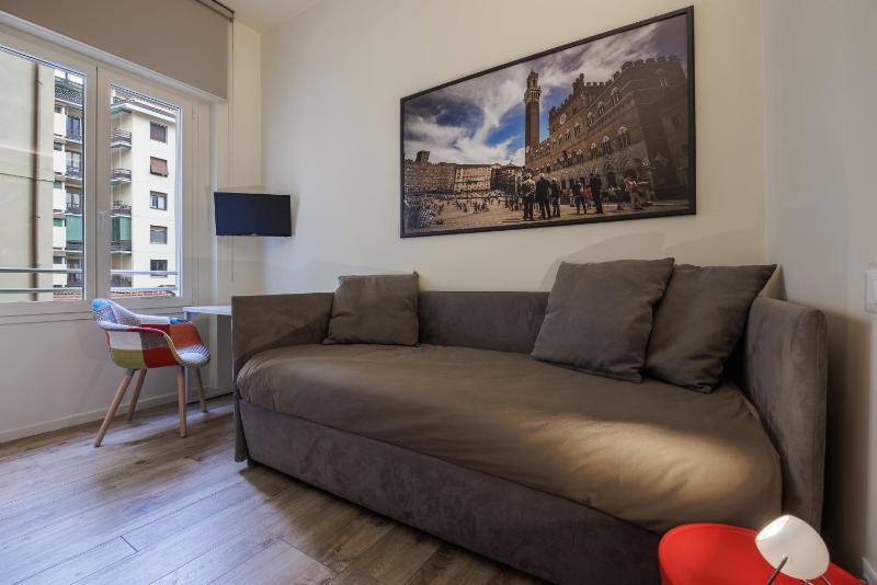 Betty Florence charming modern apartment near Piazza della Libertà - image 10