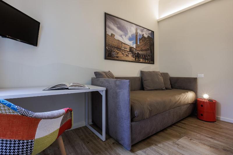 Betty Florence charming modern apartment near Piazza della Libertà - image 8
