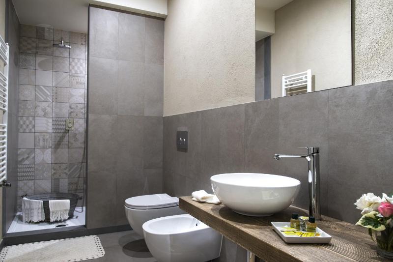 Double or Twin Room with Bathroom image 3