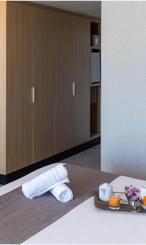 Comfort Room - Sea View image 3