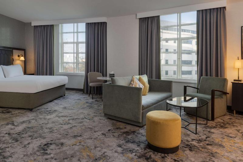 King Junior Suite image 3