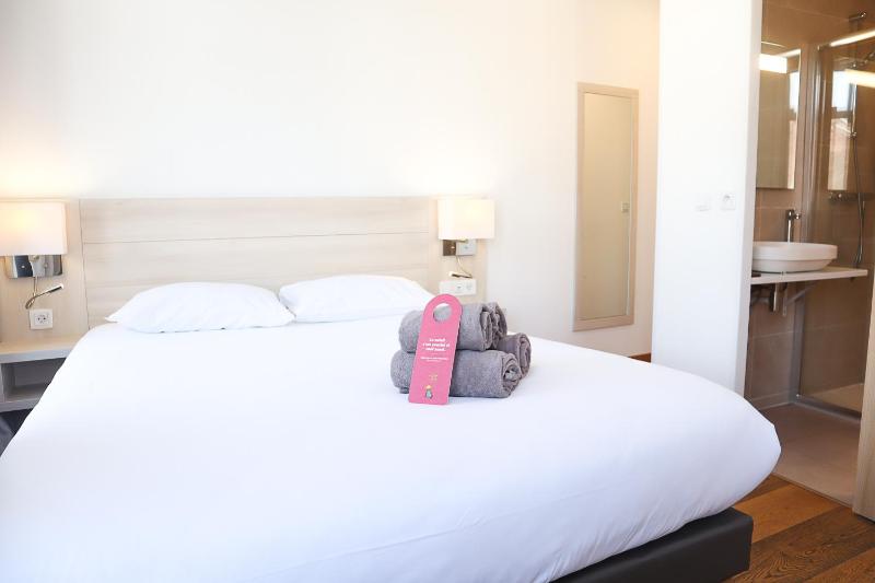 HOTEL AMBASSADEUR - image 5