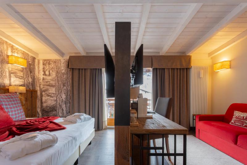 Suite with Balcony image 4