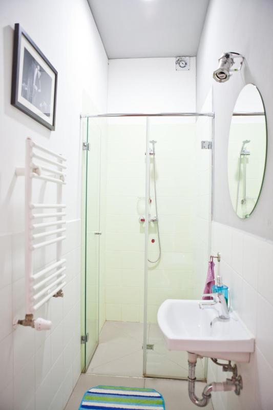 Quadruple Room with Shared Bathroom image 1