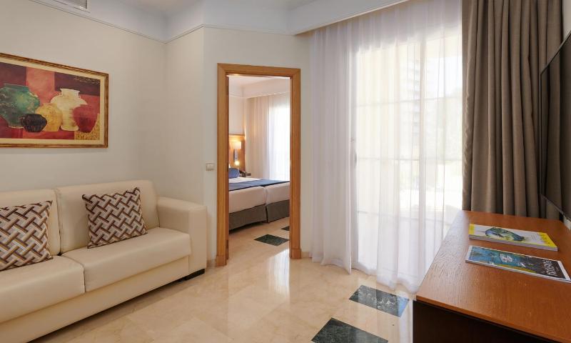 Grupotel Playa de Palma Suites & Spa - image 38