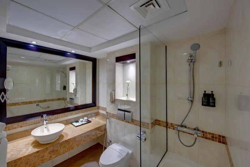 Deluxe Room image 1