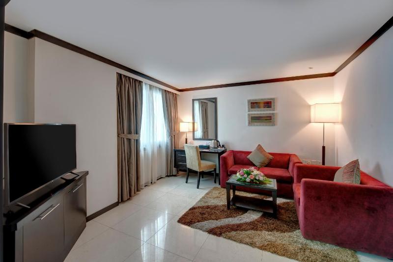 Executive Suite image 3