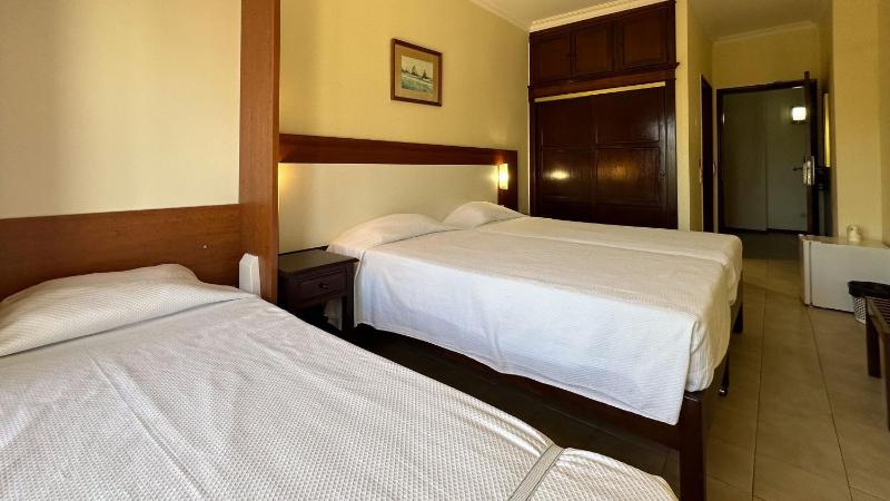 Superior Triple Room with Sea View image 2