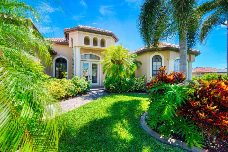 VILLA MIRACLE - 4 BEDS - 2 BATHS - 8 GUESTS - POOL/SPA - INCL. 10% OFF BOAT RENTAL - image 34