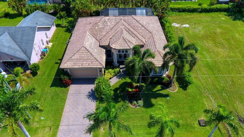 VILLA MIRACLE - 4 BEDS - 2 BATHS - 8 GUESTS - POOL/SPA - INCL. 10% OFF BOAT RENTAL - image 22