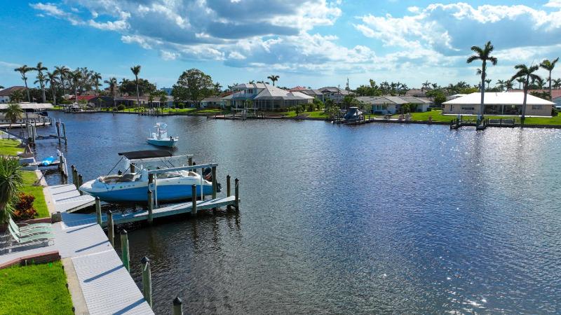 VILLA MIKADO - 3 BEDS - 3 BATHS - 6 GUESTS - GULF ACCESS & POOL/SPA - BOAT - image 36