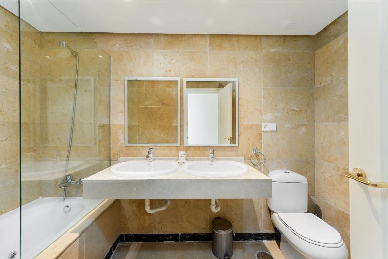 Duquesa Village 2442 - image 12