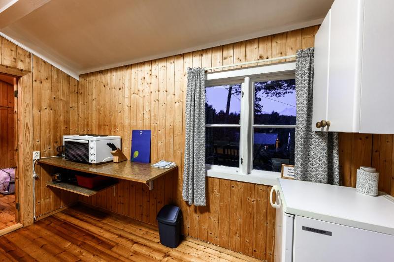Quadruple Room with Shower image 4