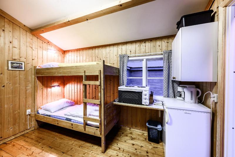 Quadruple Room with Shower image 3