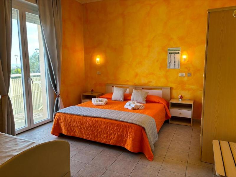 Apartment with Sea View image 1