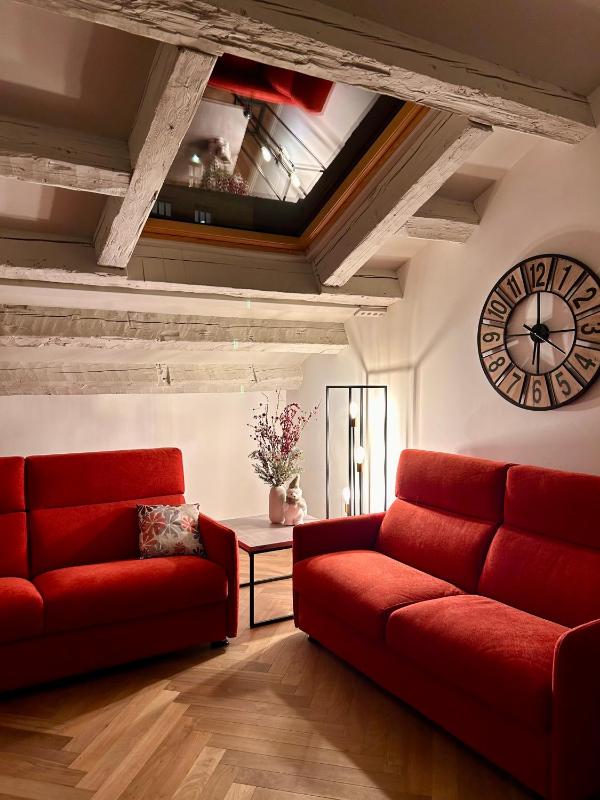 Casa Romano Luxury Green Apartments - image 2