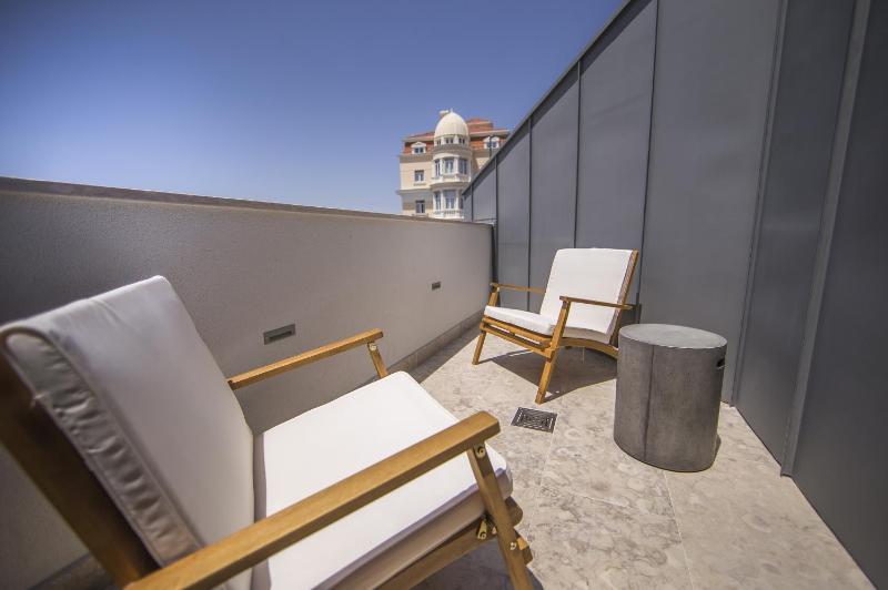 Superior Double or Twin Room with Terrace image 3