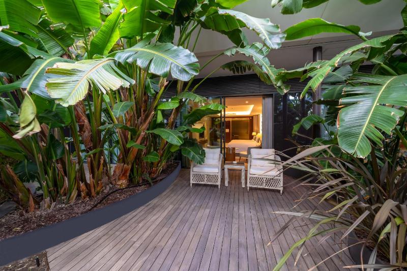 Reges Aqua Pool View, Guest room, 2 Double, Poolside image 3