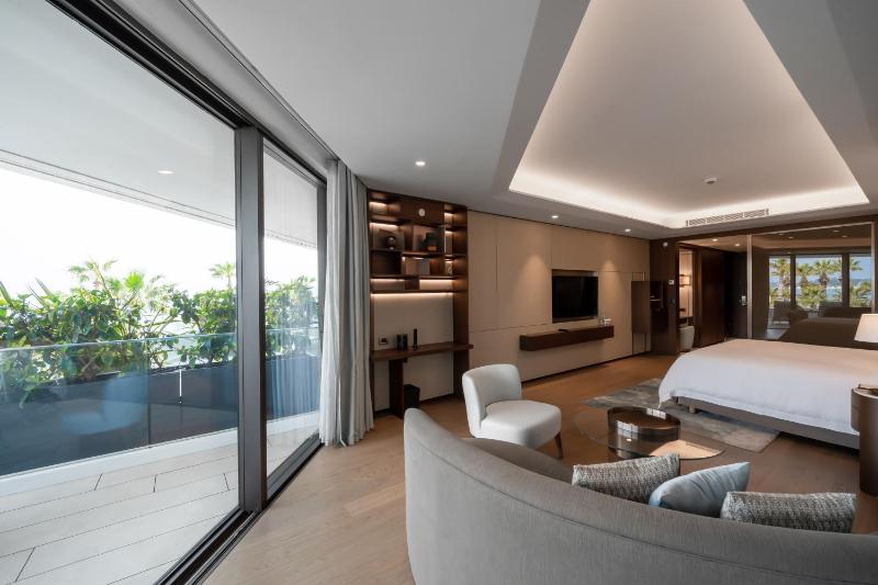 Reges Retreat, Guest room, 1 King, Sea view, Balcony image 4