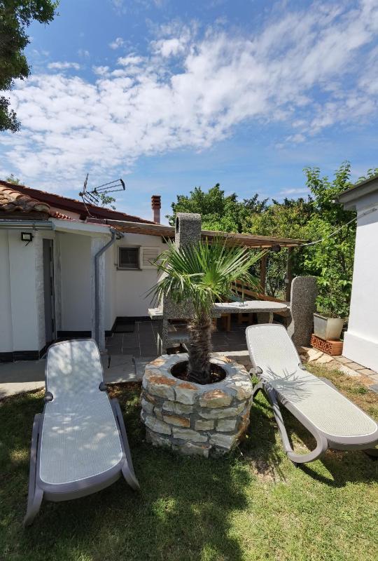 Holiday house Rosemary - image 1